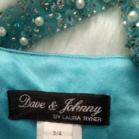 DAVE & JOHNNY -Silk Formal Gown - Picture 2 of 14